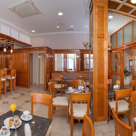 Hotel Sunceva Postelja Brela Bagian luar foto