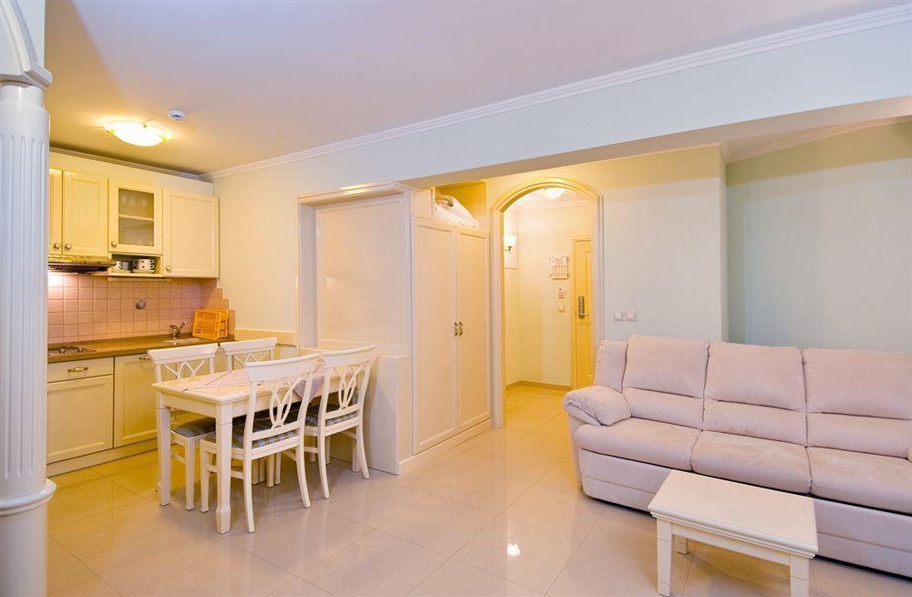 Hotel Sunceva Postelja Brela Bagian luar foto