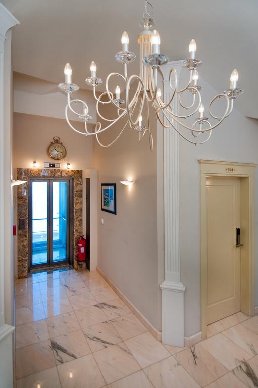 Hotel Sunceva Postelja Brela Bagian luar foto