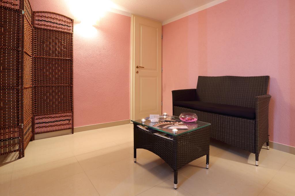 Hotel Sunceva Postelja Brela Bagian luar foto