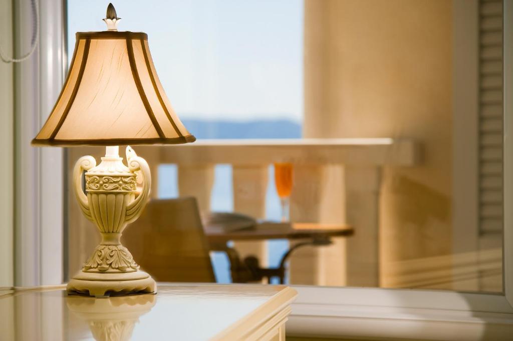 Hotel Sunceva Postelja Brela Bagian luar foto