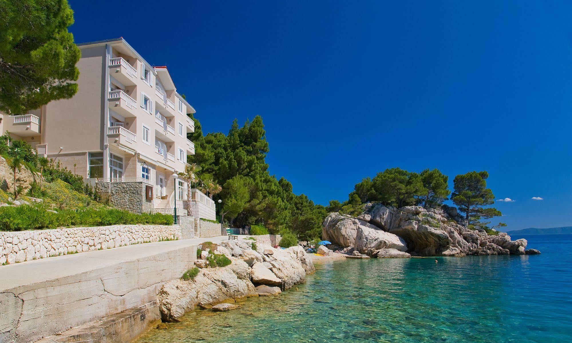 Hotel Sunceva Postelja Brela Bagian luar foto
